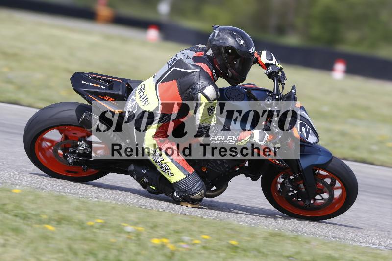 Archiv-2025/07 19.04.2025 Speer Racing ADR/Gruppe gelb/2